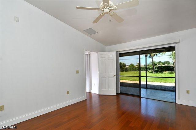 11477 Longshore WAY W, Naples, FL 34119