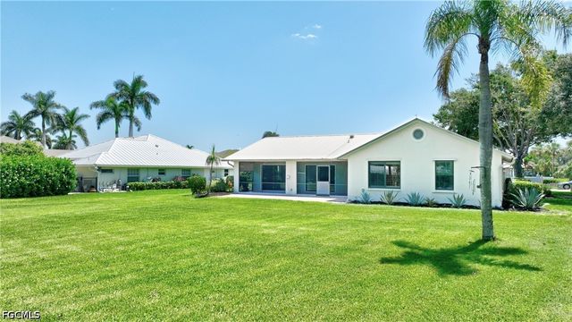 11477 Longshore WAY W, Naples, FL 34119
