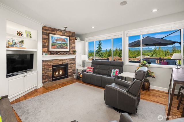 2146 277th Avenue SE, Sammamish, WA 98075