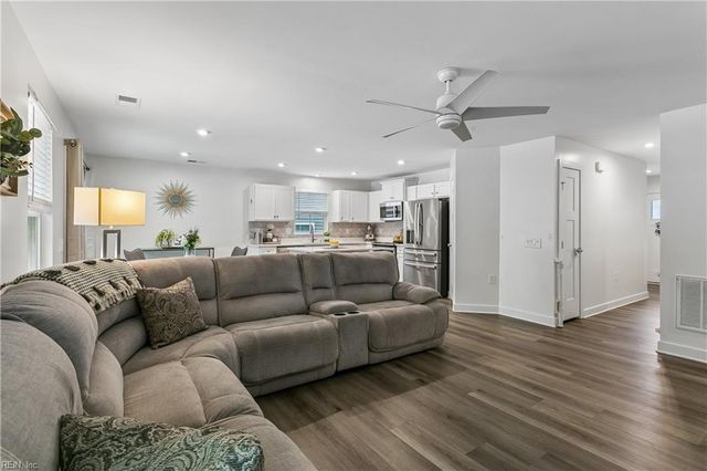 6964 Motley Landing DR, Gloucester, VA 23061
