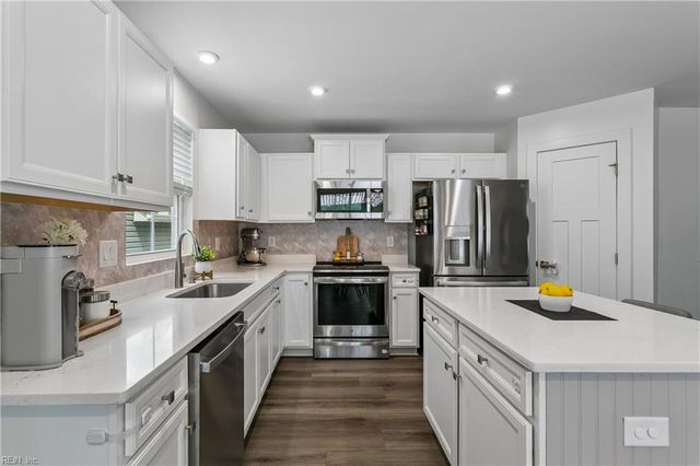 6964 Motley Landing DR, Gloucester, VA 23061