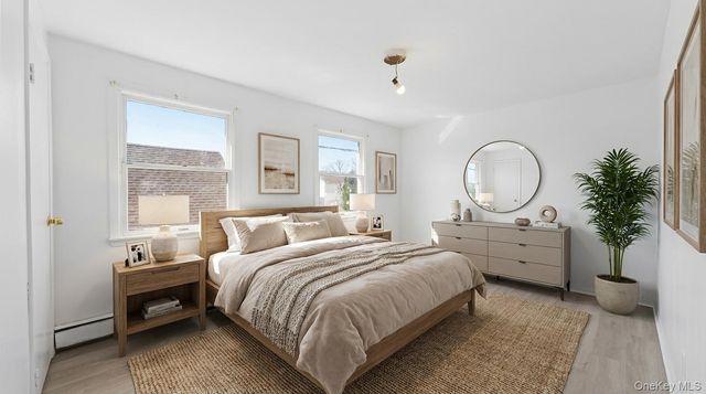 7 Everett Street, Valley Stream, NY 11580