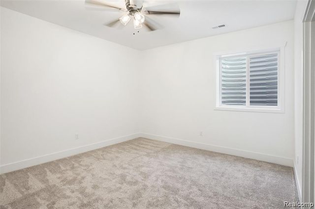 232 Marion Oaks Drive, Howell, MI 48843