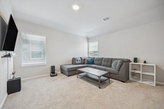 724 Aster PL, Bastrop, TX 78602