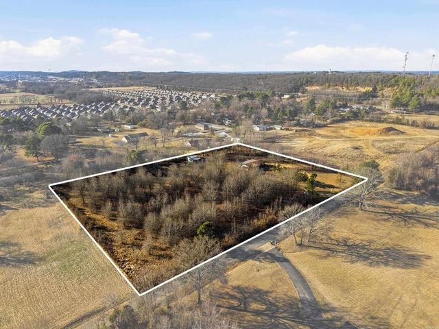 2275 Victory Ln, Conway, AR 72032