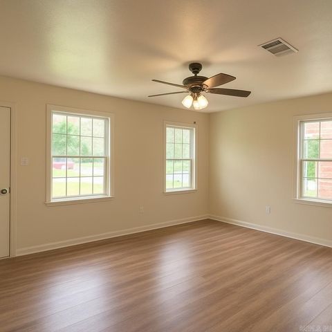 2275 Victory Ln, Conway, AR 72032