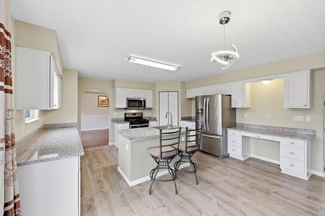 3104 Devonshire Drive, Delaware, OH 43015