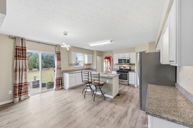 3104 Devonshire Drive, Delaware, OH 43015