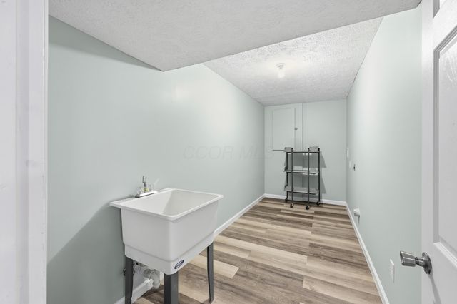 3104 Devonshire Drive, Delaware, OH 43015