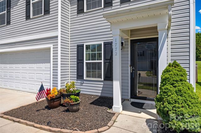 1772 Eastway Drive, Dallas, NC 28034