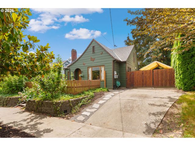 548 N LOMBARD St, Portland, OR 97217