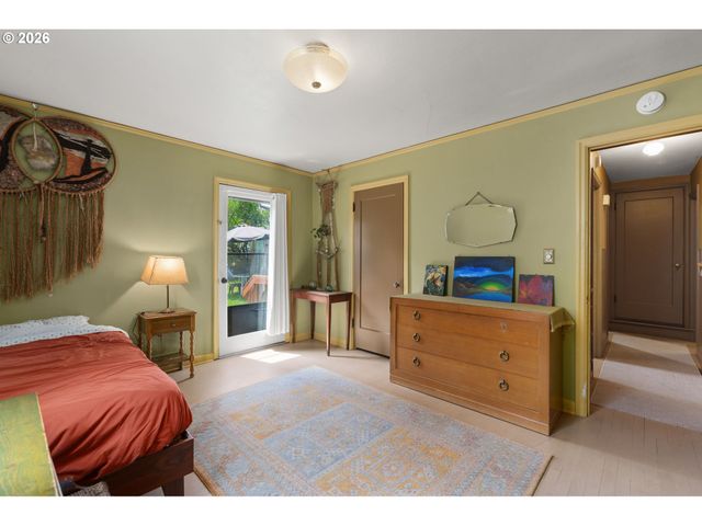 548 N LOMBARD St, Portland, OR 97217