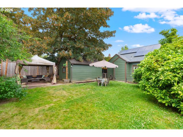 548 N LOMBARD St, Portland, OR 97217