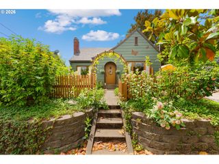 548 N LOMBARD St, Portland, OR 97217