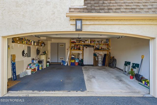 38 Carriage Place 1038, Edison, NJ 08820