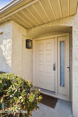 38 Carriage Place 1038, Edison, NJ 08820