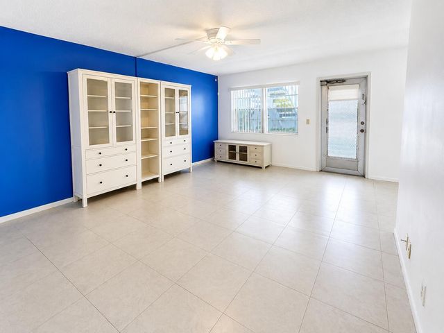 234 CHATHAM L, West Palm Beach, FL 33417