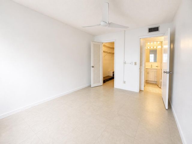 234 CHATHAM L, West Palm Beach, FL 33417
