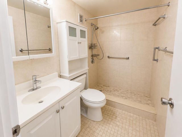 234 CHATHAM L, West Palm Beach, FL 33417
