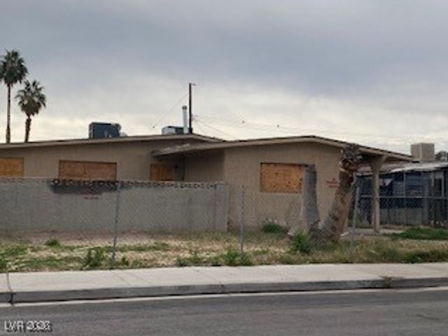 2132 Houston Drive, Las Vegas, NV 89104