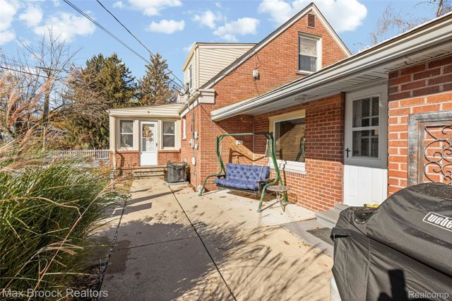 21236 OUTER DRIVE, Dearborn, MI 48124