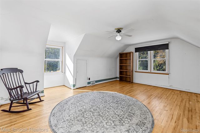 21236 OUTER DRIVE, Dearborn, MI 48124