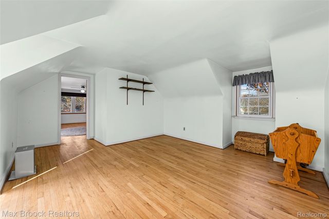 21236 OUTER DRIVE, Dearborn, MI 48124