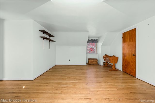 21236 OUTER DRIVE, Dearborn, MI 48124