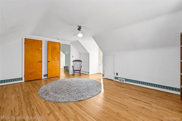 21236 OUTER DRIVE, Dearborn, MI 48124