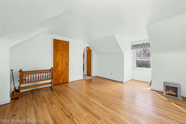 21236 OUTER DRIVE, Dearborn, MI 48124