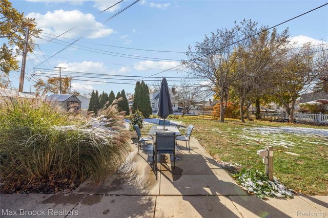 21236 OUTER DRIVE, Dearborn, MI 48124