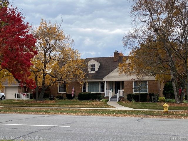 21236 OUTER DRIVE, Dearborn, MI 48124