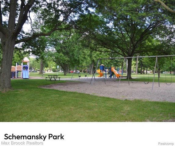 21236 OUTER DRIVE, Dearborn, MI 48124