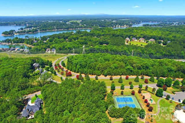 1324 Reflection Pointe Boulevard, Belmont, NC 28012
