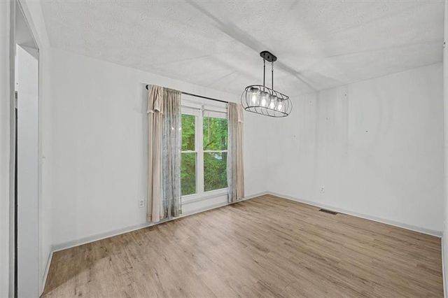 1046 Washington Avenue, Woodstock, GA 30188