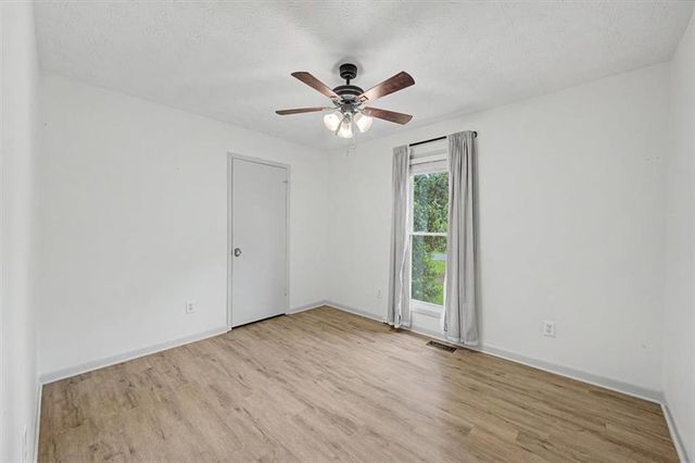 1046 Washington Avenue, Woodstock, GA 30188