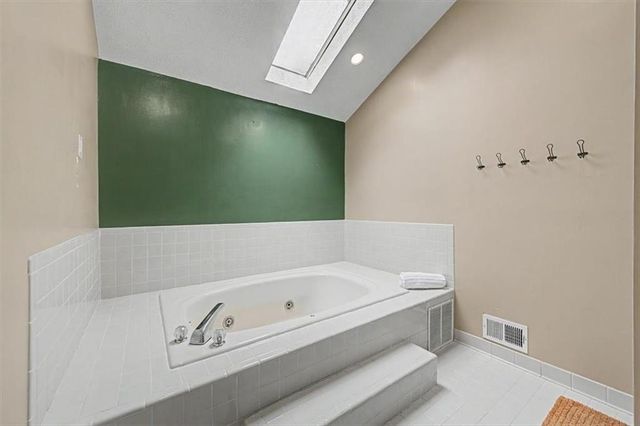 1046 Washington Avenue, Woodstock, GA 30188