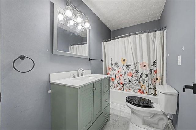1046 Washington Avenue, Woodstock, GA 30188