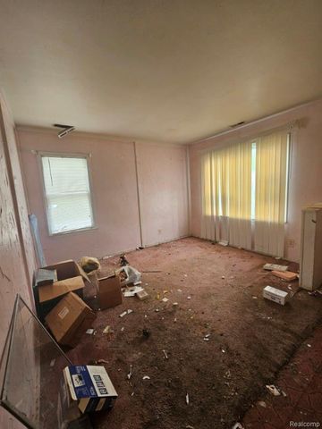 13876 Hendricks Avenue, Warren, MI 48089