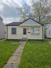 13876 Hendricks Avenue, Warren, MI 48089