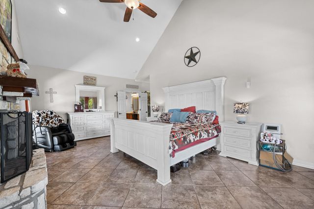 825 Recreational Road 255, Colmesneil, TX 75938