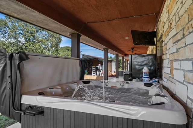 825 Recreational Road 255, Colmesneil, TX 75938