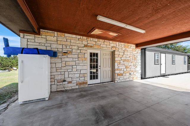 825 Recreational Road 255, Colmesneil, TX 75938