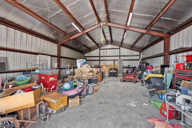 825 Recreational Road 255, Colmesneil, TX 75938