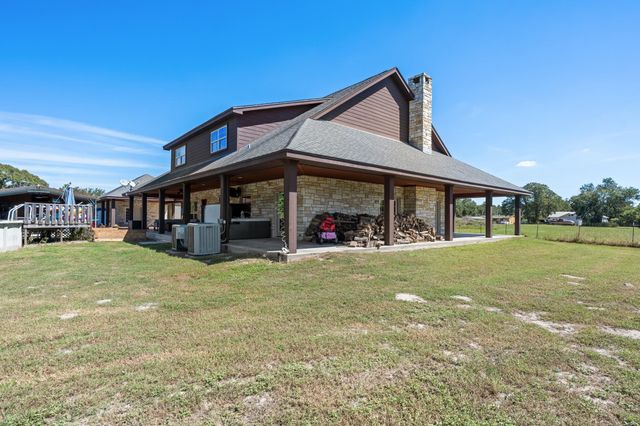 825 Recreational Road 255, Colmesneil, TX 75938
