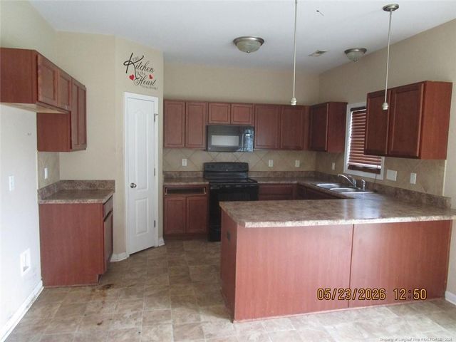 664 Broad Drive, Raeford, NC 28376