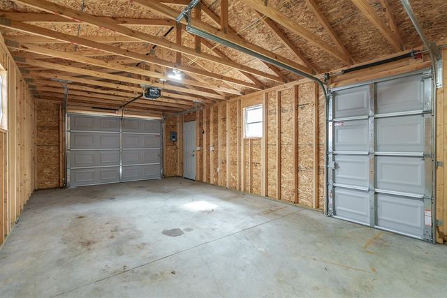 522 Lake Boulevard, Paw Paw, MI 49079