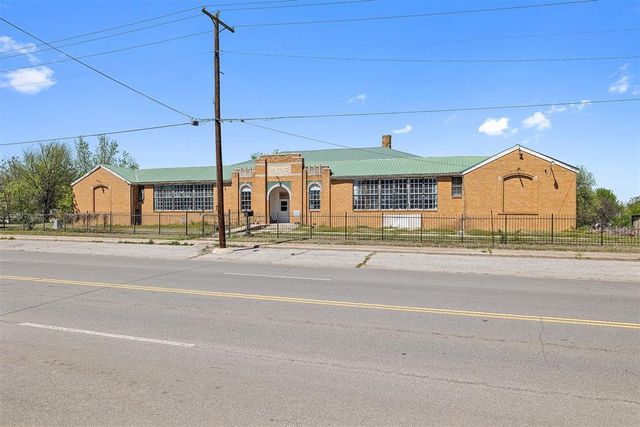 100 E Foreman Street, El Reno, OK 73036