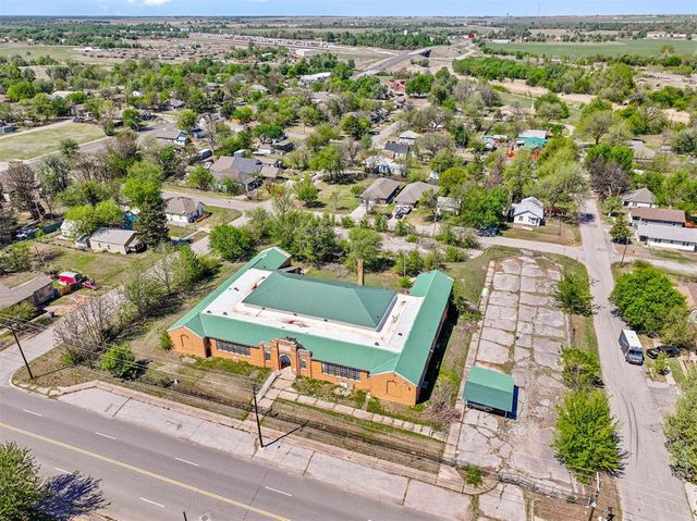100 E Foreman Street, El Reno, OK 73036