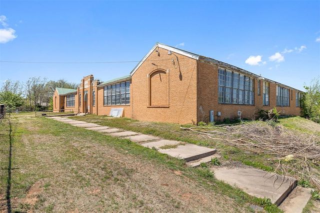 100 E Foreman Street, El Reno, OK 73036
